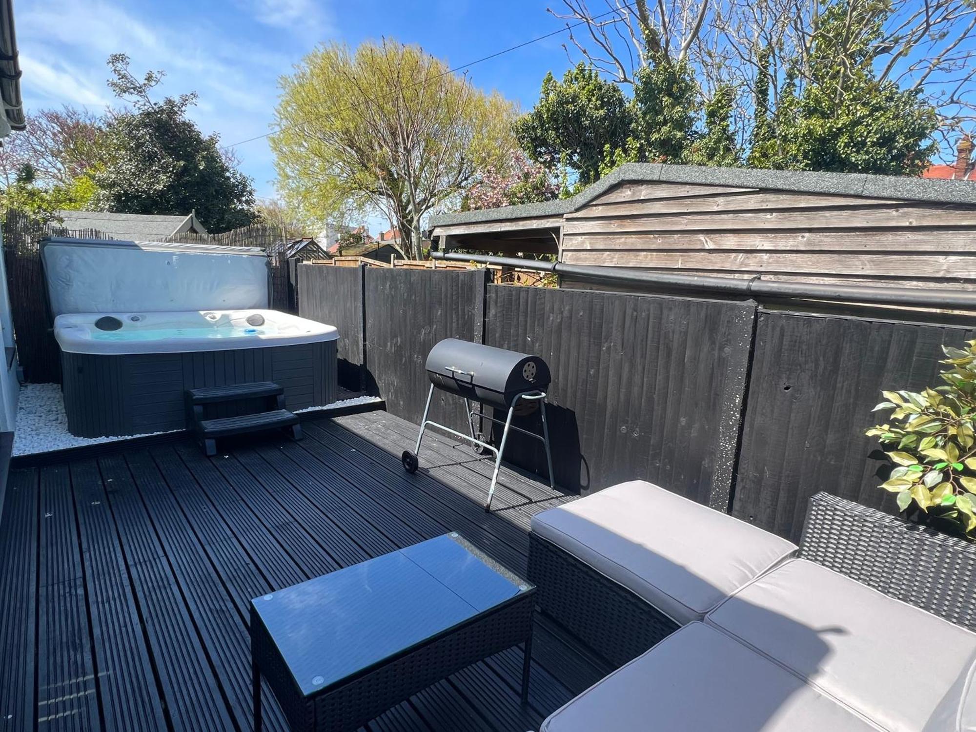 The Broadway Beach House With Hot Tub Herne Bay Luaran gambar